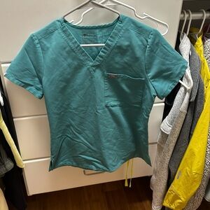 Figs Cactus XS top Catarina and XXS petite Yola 2.0 pants